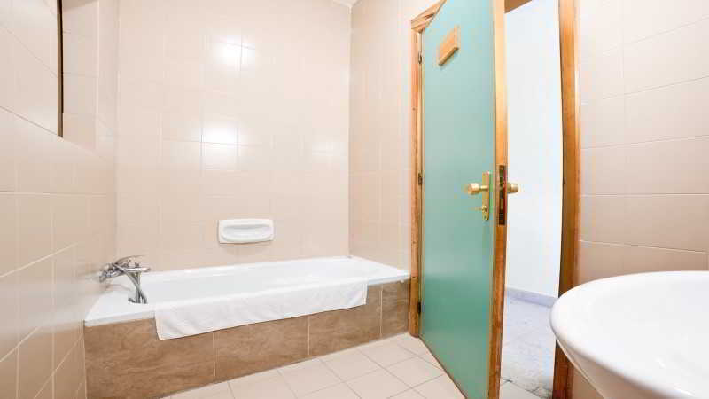 Burlington 3* San Ġiljan